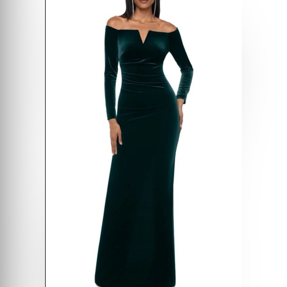 Xscape Dark Green Velvet Formal Dress NWT